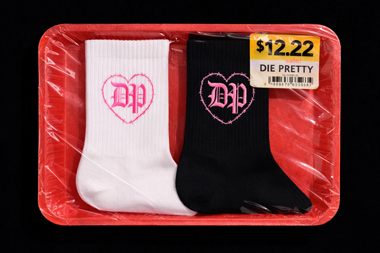 Die Pretty Barbed Heart Crew Socks